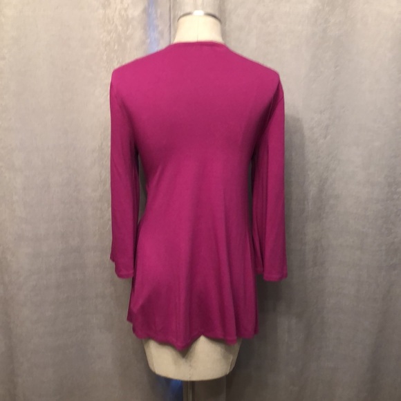 Gorgeous Hot Pink Cache top - Picture 5 of 8